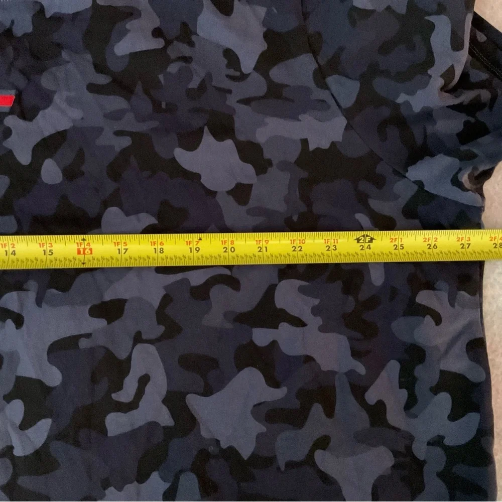 Tommy Hilfiger Blue/Black Camo Crop Top 3X
